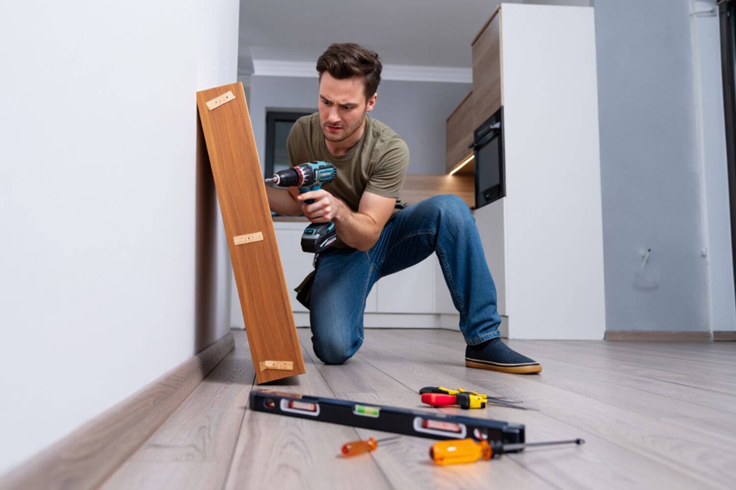 5 errores que debe evitar al instalar un perchero de pared