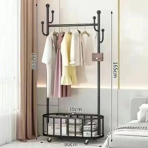 colgadores de ropa metalicos con ruedas jpg
