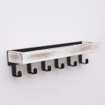 estante de pared con perchero jpg